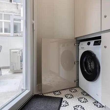 Modern 2br With Patio & Ac - 0e * 리스본