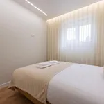 Apartment Modern 2br With Patio & Ac - 0e Lissabon