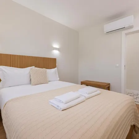 Апартаменты Modern 2br With Patio And Ac