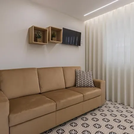 Modern 2br With Patio & Ac - 0e Apartamento
